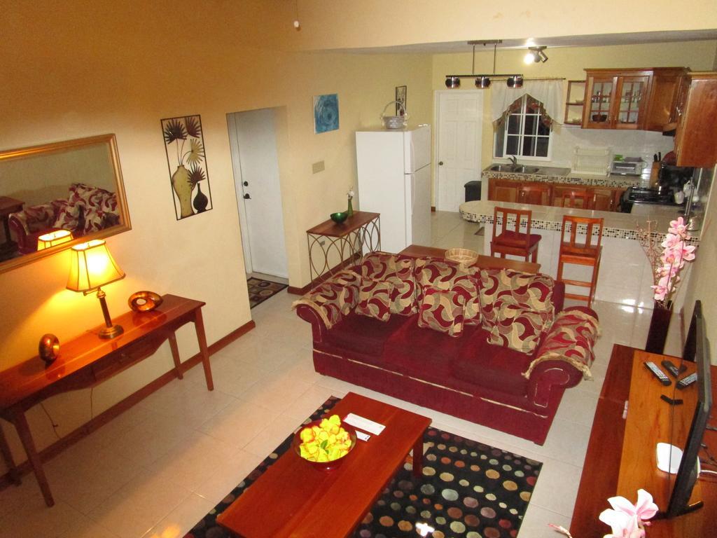 The Residence Portmore Apartments Ngoại thất bức ảnh
